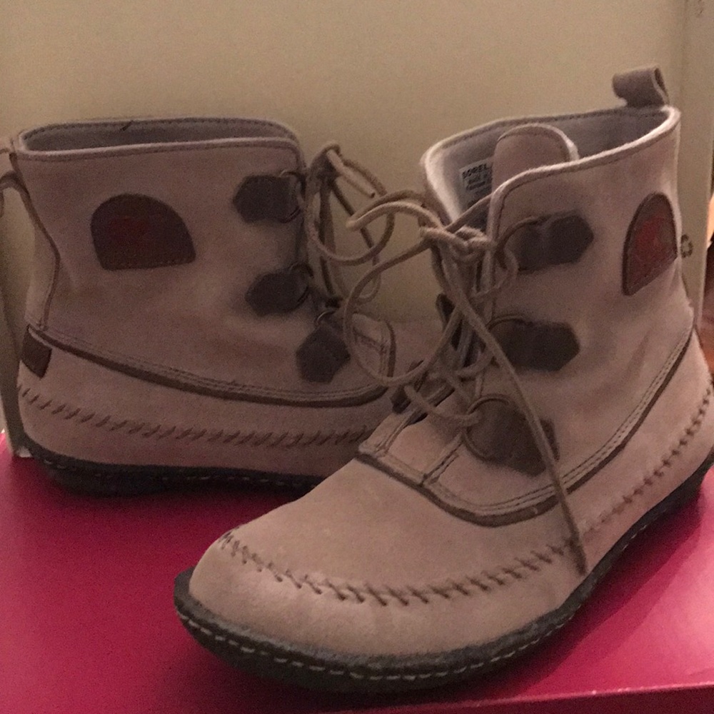 New Women's Suede Sorel Ankle Boots